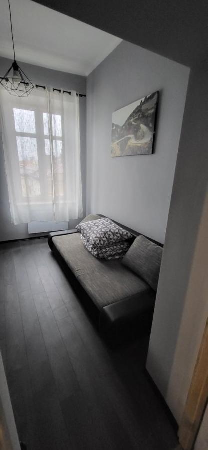 Apartament Pod Wieza Apartamento Piotrków Trybunalski Exterior foto